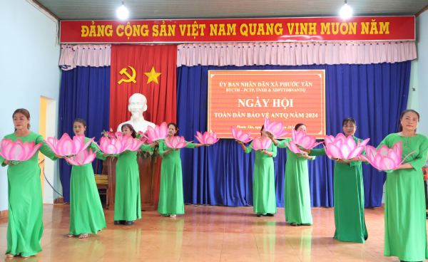 Xã Phước Tân tổ chức thành công Ngày hội toàn dân bảo vệ an ninh Tổ quốc năm 2024.