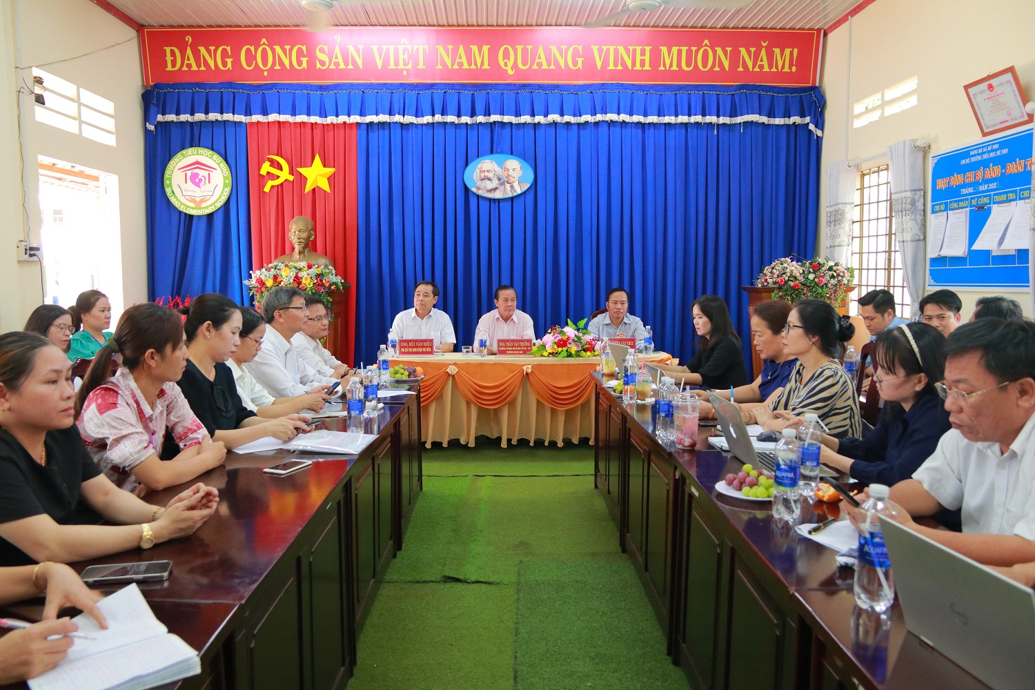 Đánh giá ngoài công nhận Trường Tiểu học Bù Nho đạt kiểm định chất lượng giáo dục và đạt chuẩn Quốc gia.