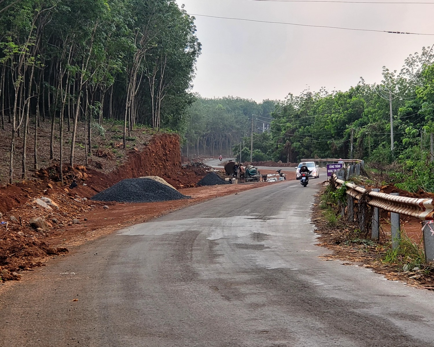 NHÀ NƯỚC- NHÂN DÂN- CÁC DOANH NGHIỆP CHUNG TAY XÂY DỰNG “PHÚ RIỀNG ĐỎ- NGƯỜI THÂN THIỆN, ĐẤT NGHĨA TÌNH”