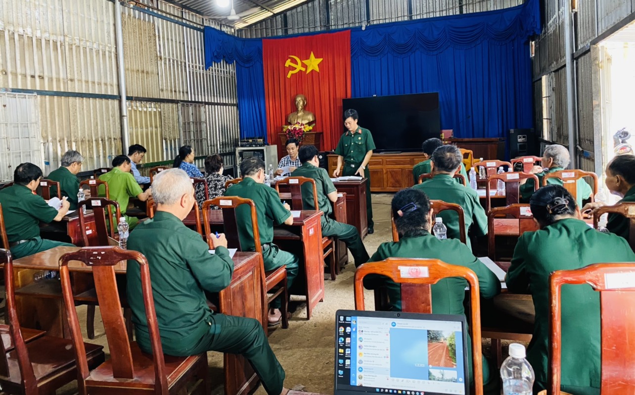 Mô hình “Cổng trường an toàn giao thông” được triển khai tại 03 điểm trường trên địa bàn xã Long Hà