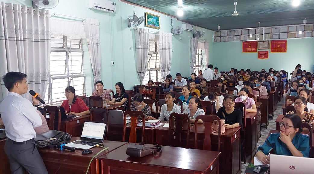 TẬP HUẤN THANH TOÁN KHÔNG DÙNG TIỀN MẶT TRONG LĨNH VỰC GIÁO DỤC VÀ ĐÀO TẠO