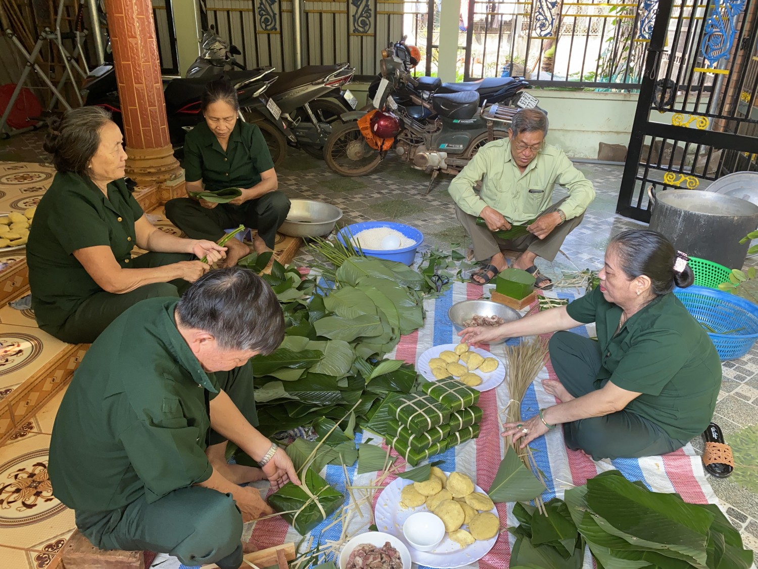 Bù Nho tô chức Ngày hội Bánh chưng